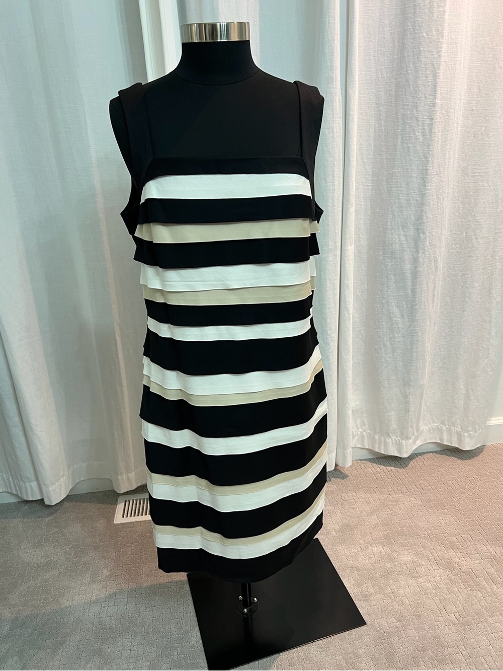 White House Black market Sleeveless Black and White Striped Shift Dress 16